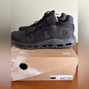 Preowned Mens black Cloudnova 2 size 11.5 shoes